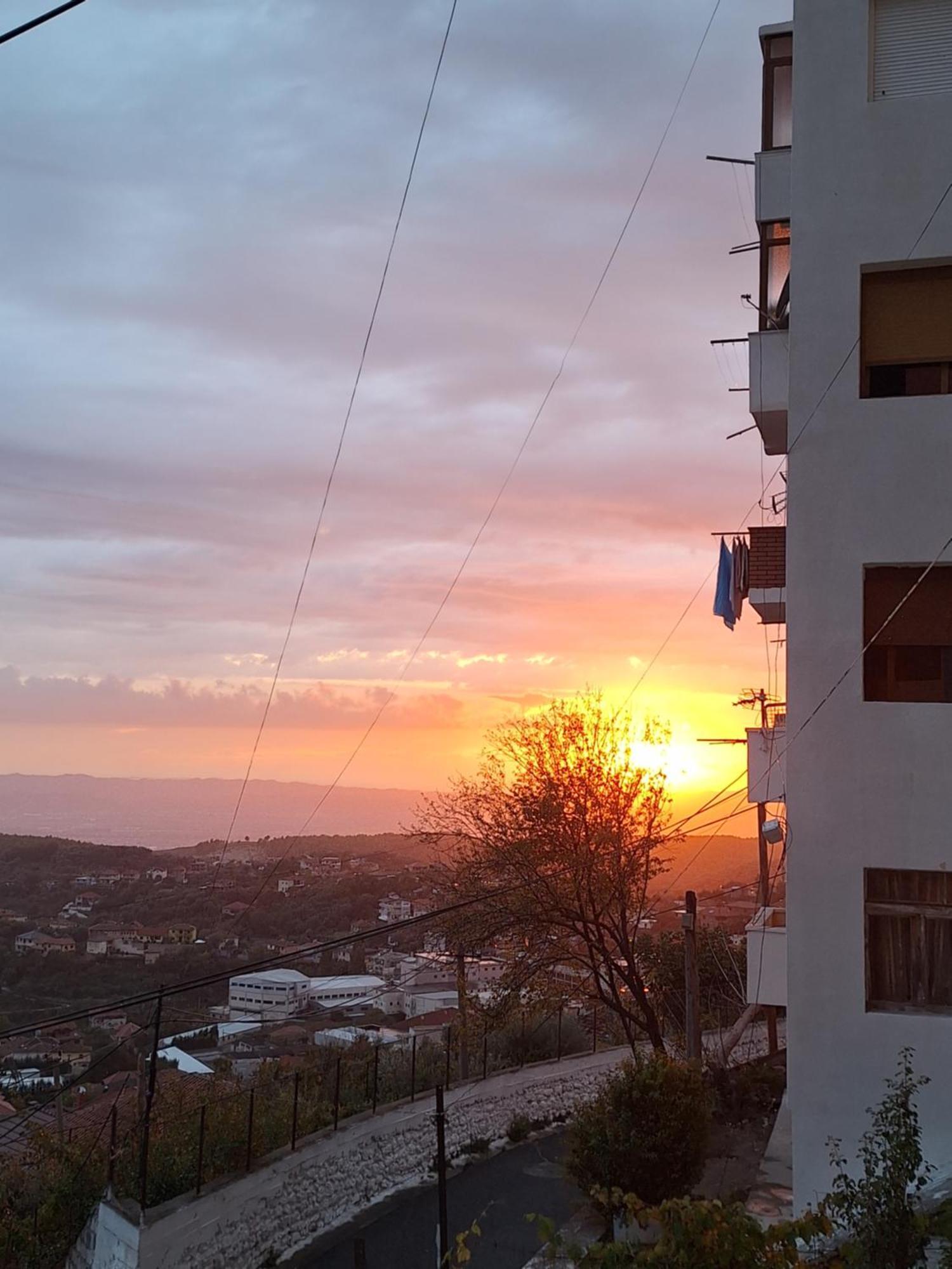 Ergi'S Bed & Breakfast Krujë Zewnętrze zdjęcie